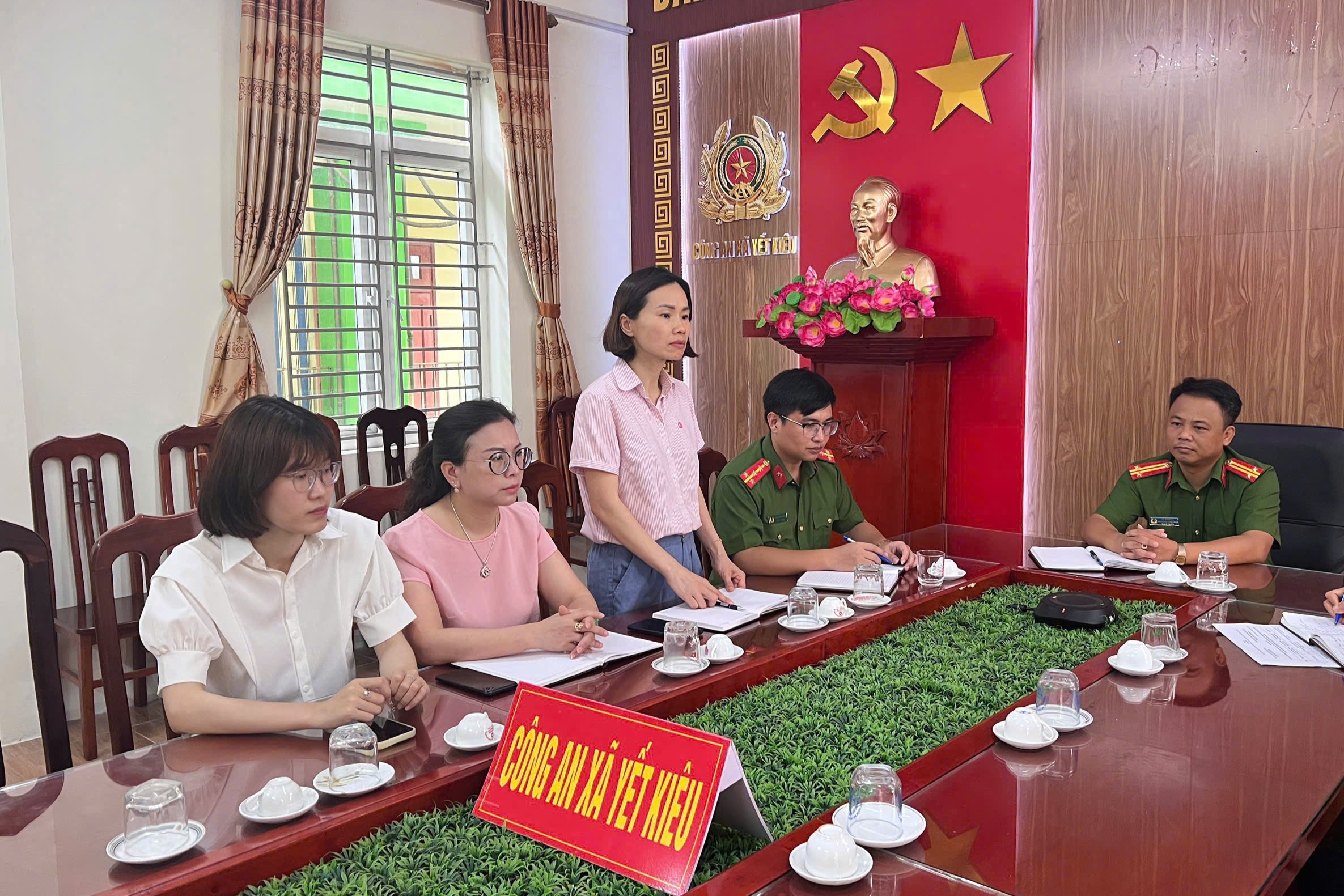 Công an xã Yết Kiêu phối hợp hỗ trợ người sau cai nghiện tiếp cận nguồn vốn vay ưu đãi